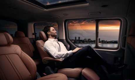 Der neue Hyundai
STARIA